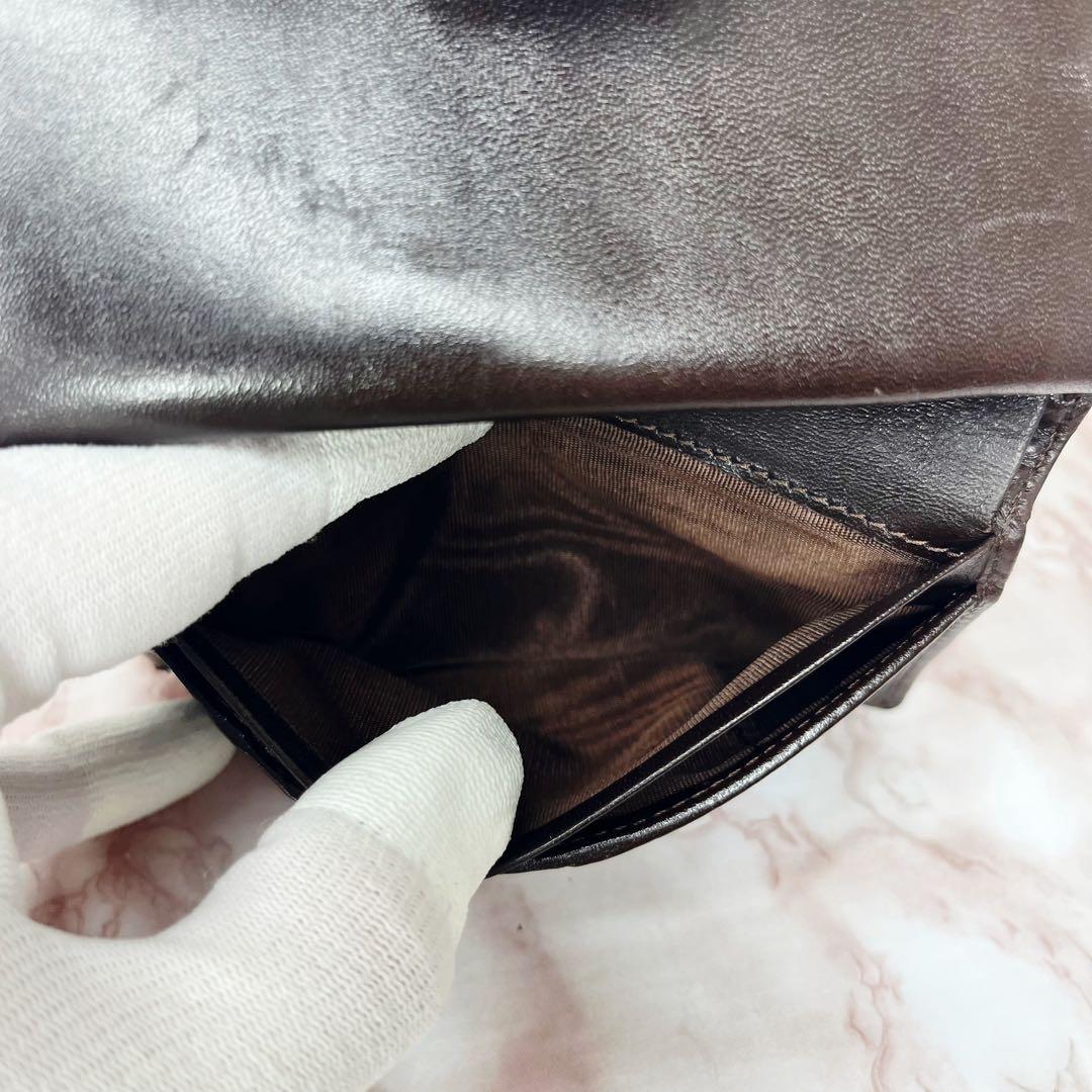 【極美品】FENDI 二つ折り財布 ガマ口　65