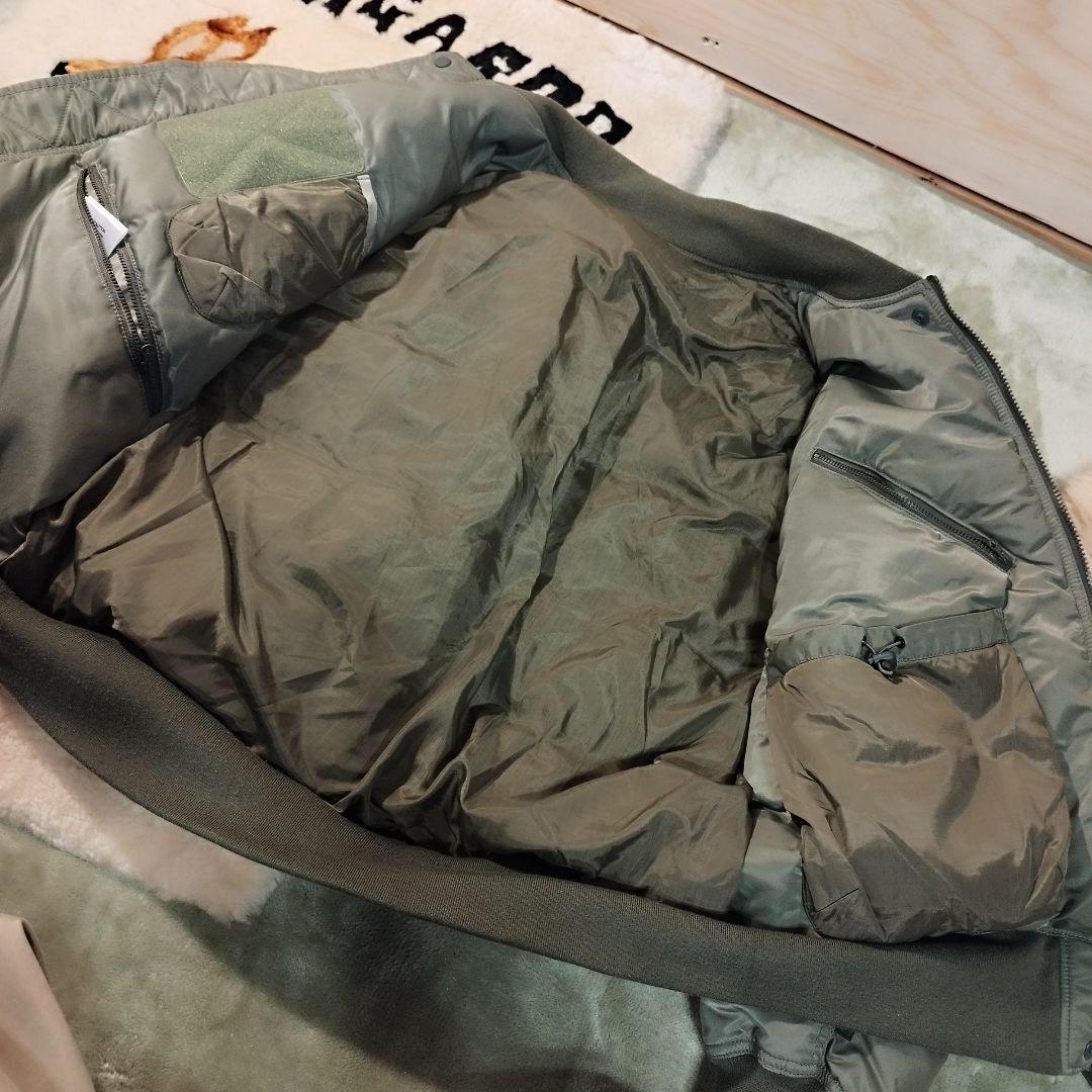 ジャケット・アウター DAIWA PIER39 TECH REVERSIBLE MA-1 SAGE