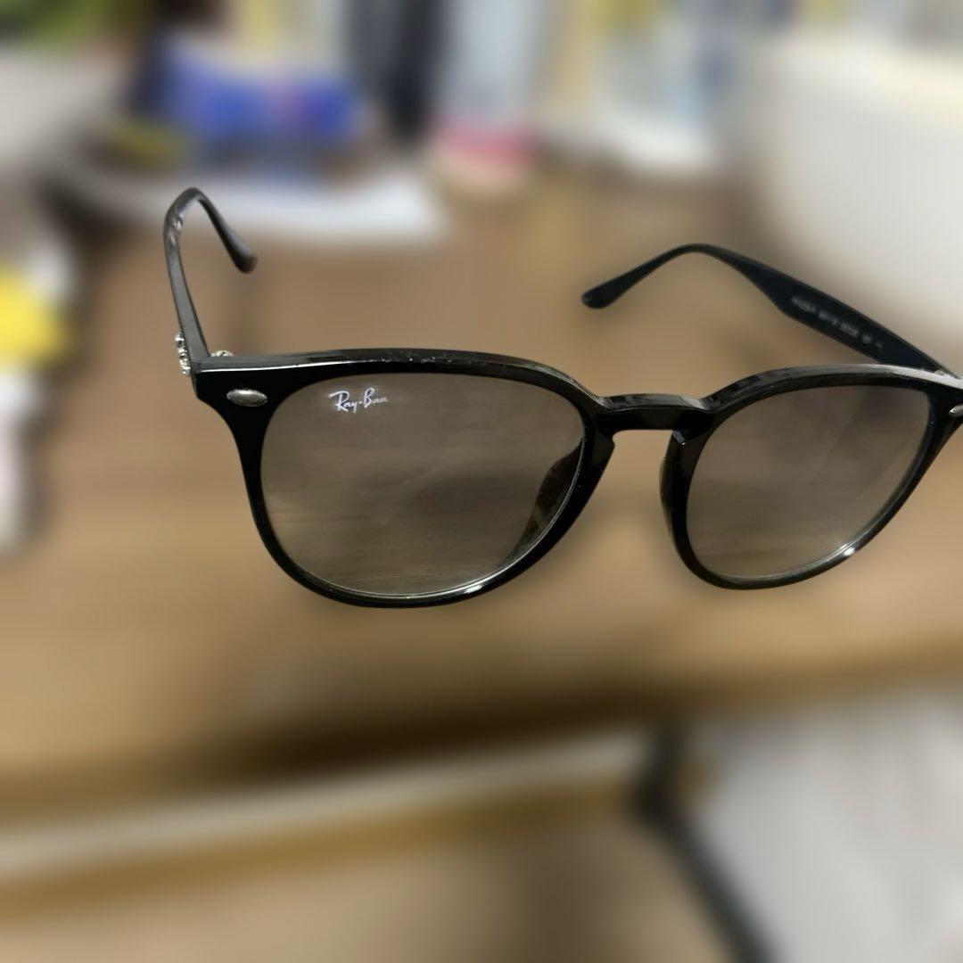レイバン Ray-Ban サングラス RB4259F ブラック