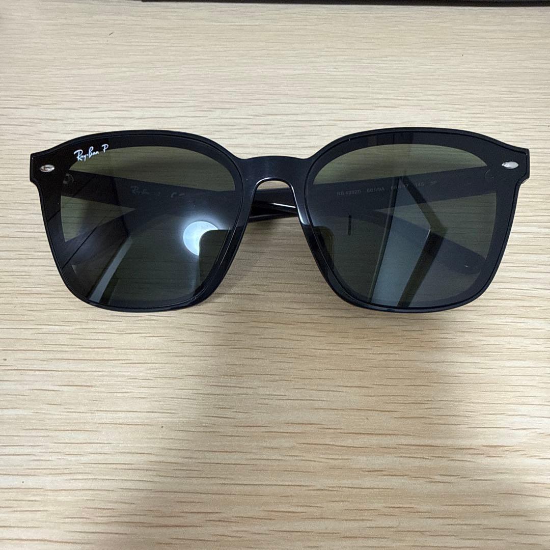 【美品】Ray-Ban RB 4392D サングラス ブラック