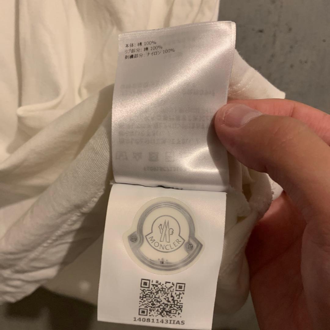 MONCLER 地球グラフィック Tシャツ