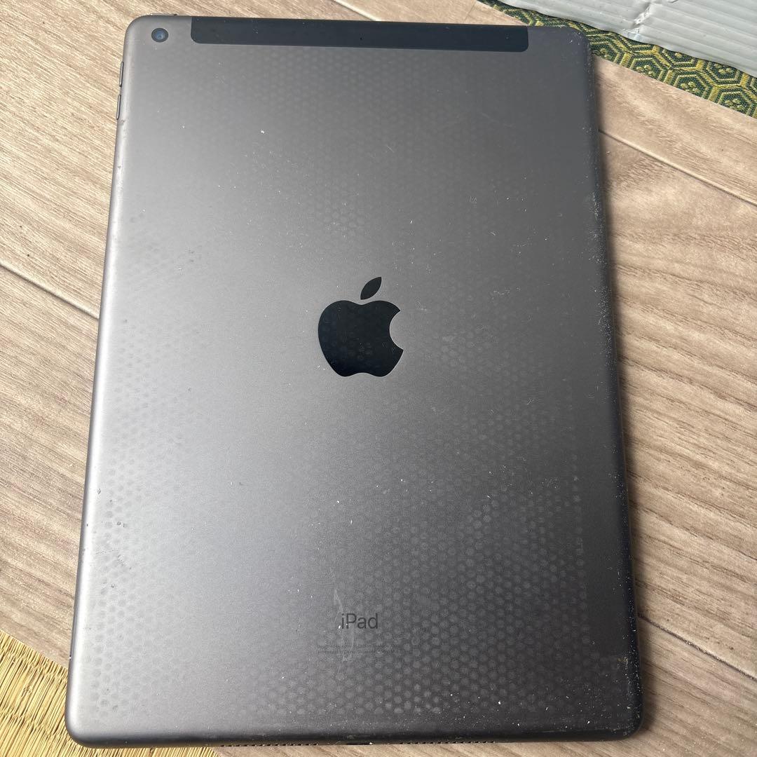 iPad (第7世代) Wi-Fi+Cellular 32GB スペースグレー