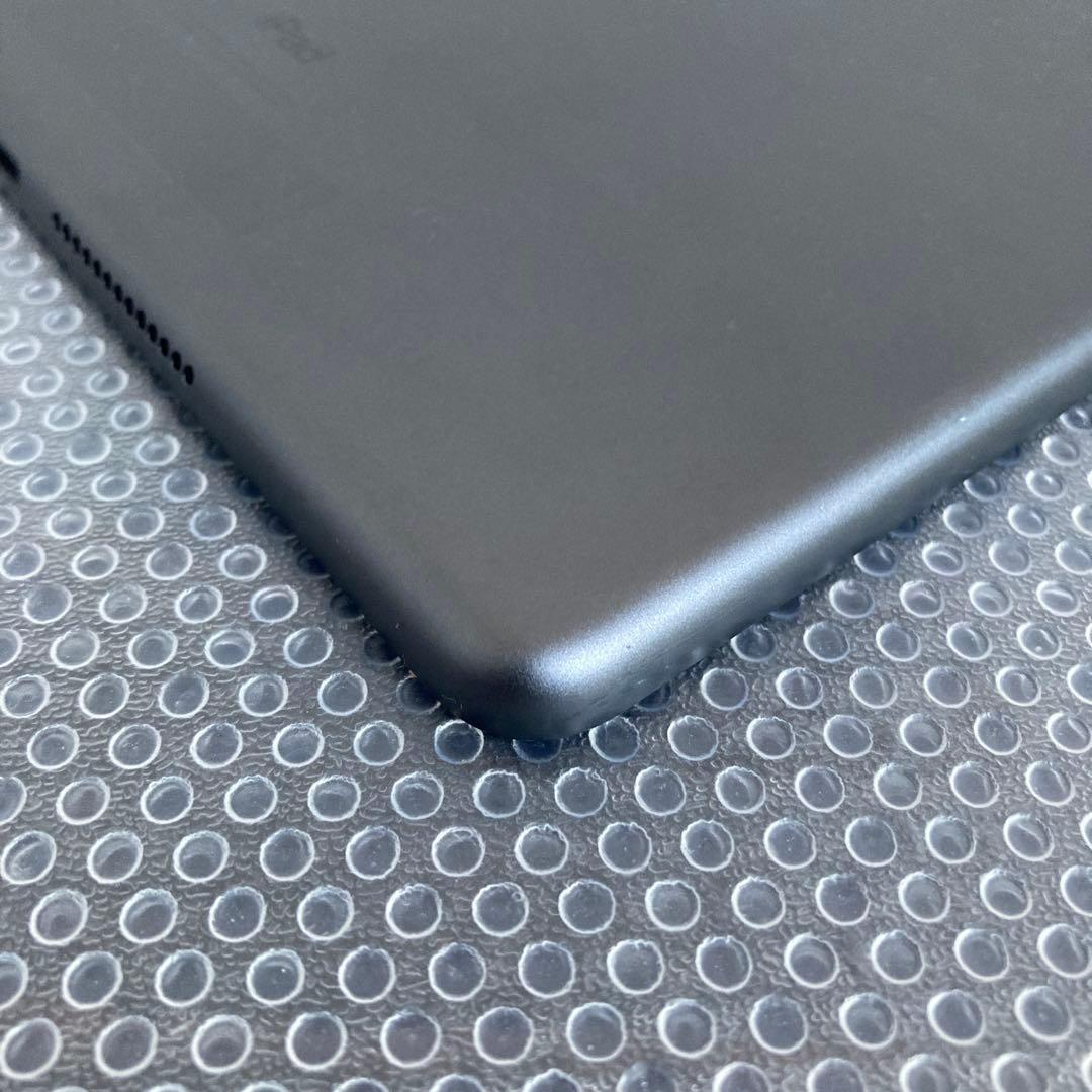 4115【早い者勝ち】電池最良好☆iPad7 第7世代 32GB SIMフリー☆