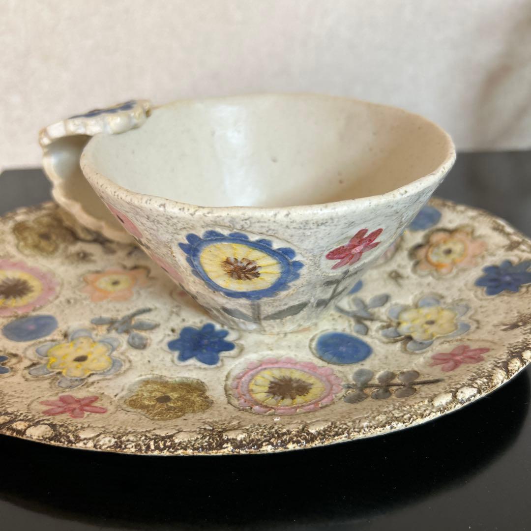 【新品・未使用】♡ 本田あつみさん　ワイルドフラワーオーバル２４㎝&カップセット