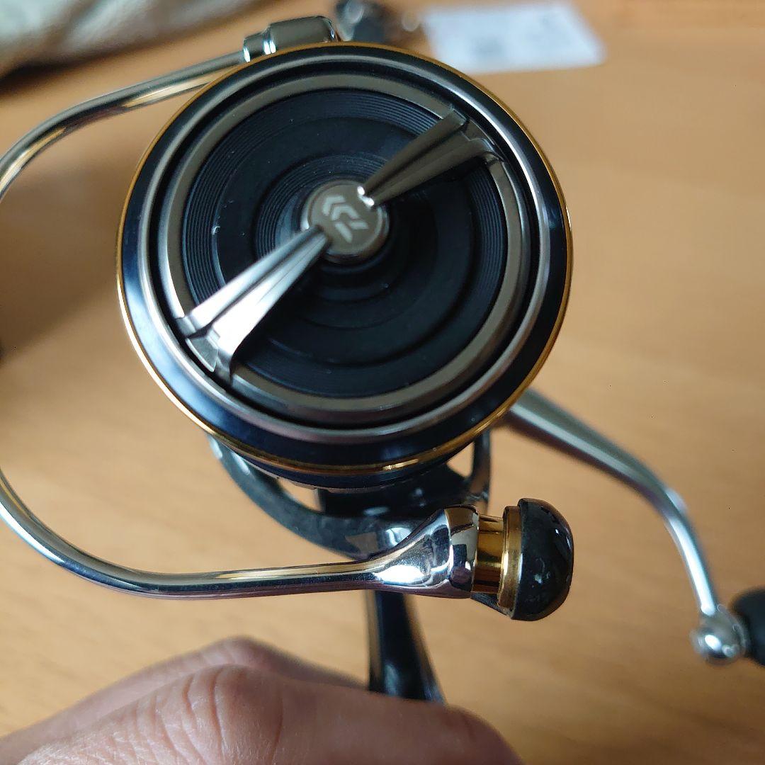 Daiwa 19CERTATE LT2500S-XH スピニングリール