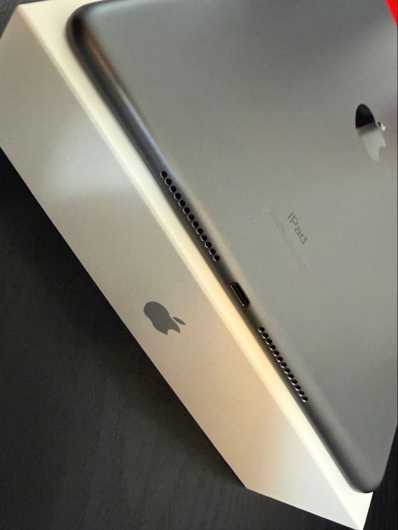 三月限定価格/iPad第九世代/256GB/Wi-Fi/グレー