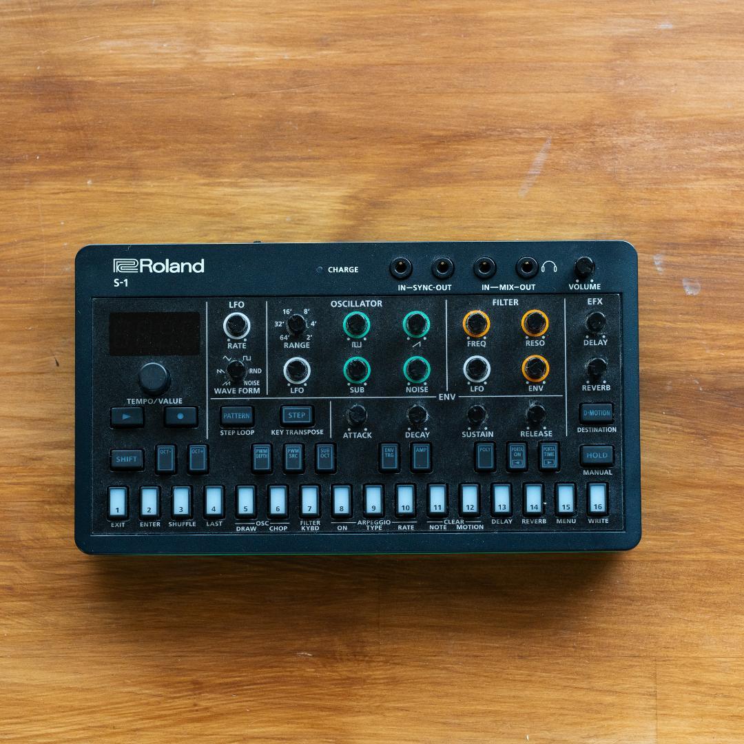Roland S-1 アナログシンセサイザー