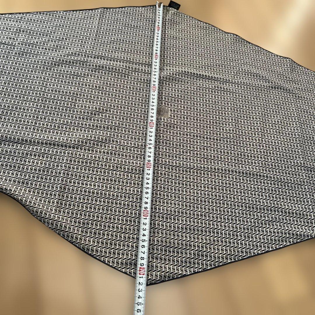 美品　エルメス スカーフ ひし形大判