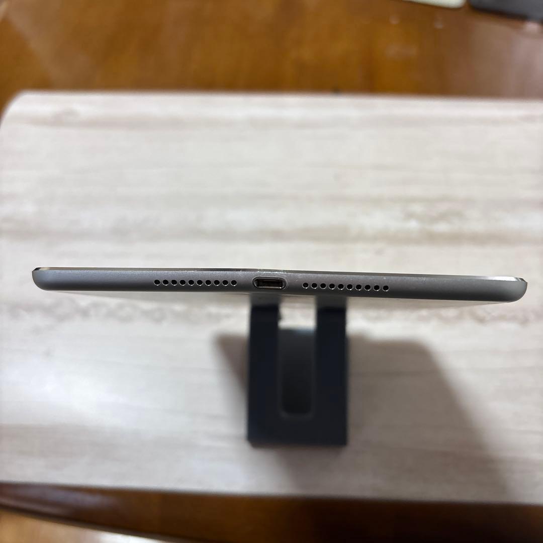 iPad mini 4 Cellularモデル　SIMフリー　64GB