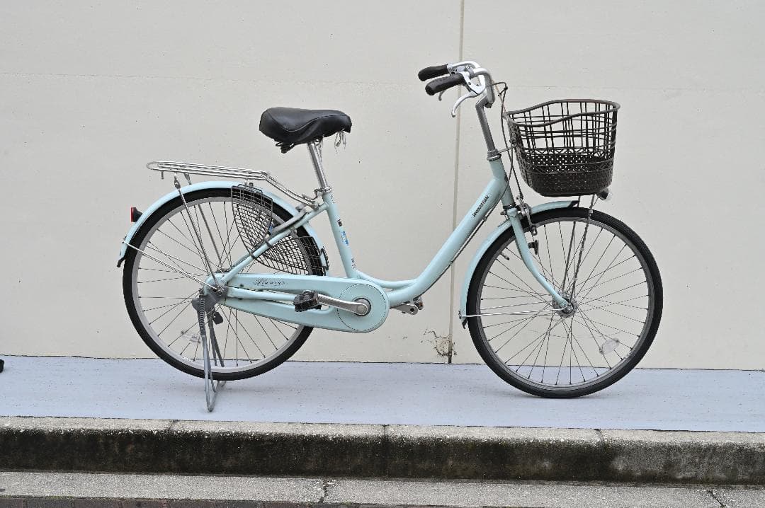 ば*ん様 さ*お様 【美品!!】ブリジストン　自転車　24インチ　前後タイヤ新品