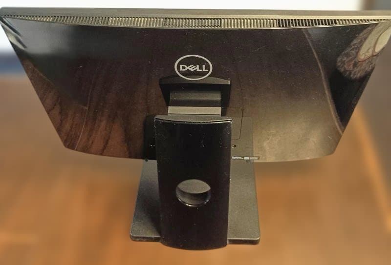DELL Inspiron 3280 AIO 一体型デスクトップPC