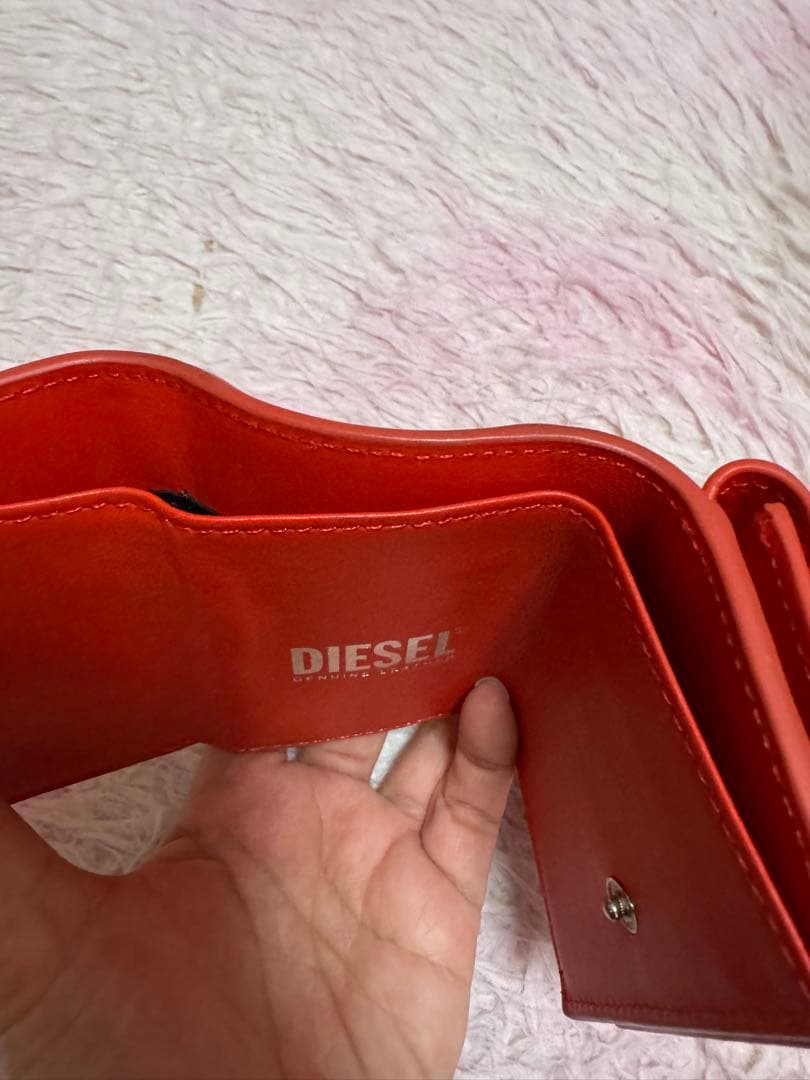 DIESEL ディーゼル 三つ折り ミニ財布 ロゴ
