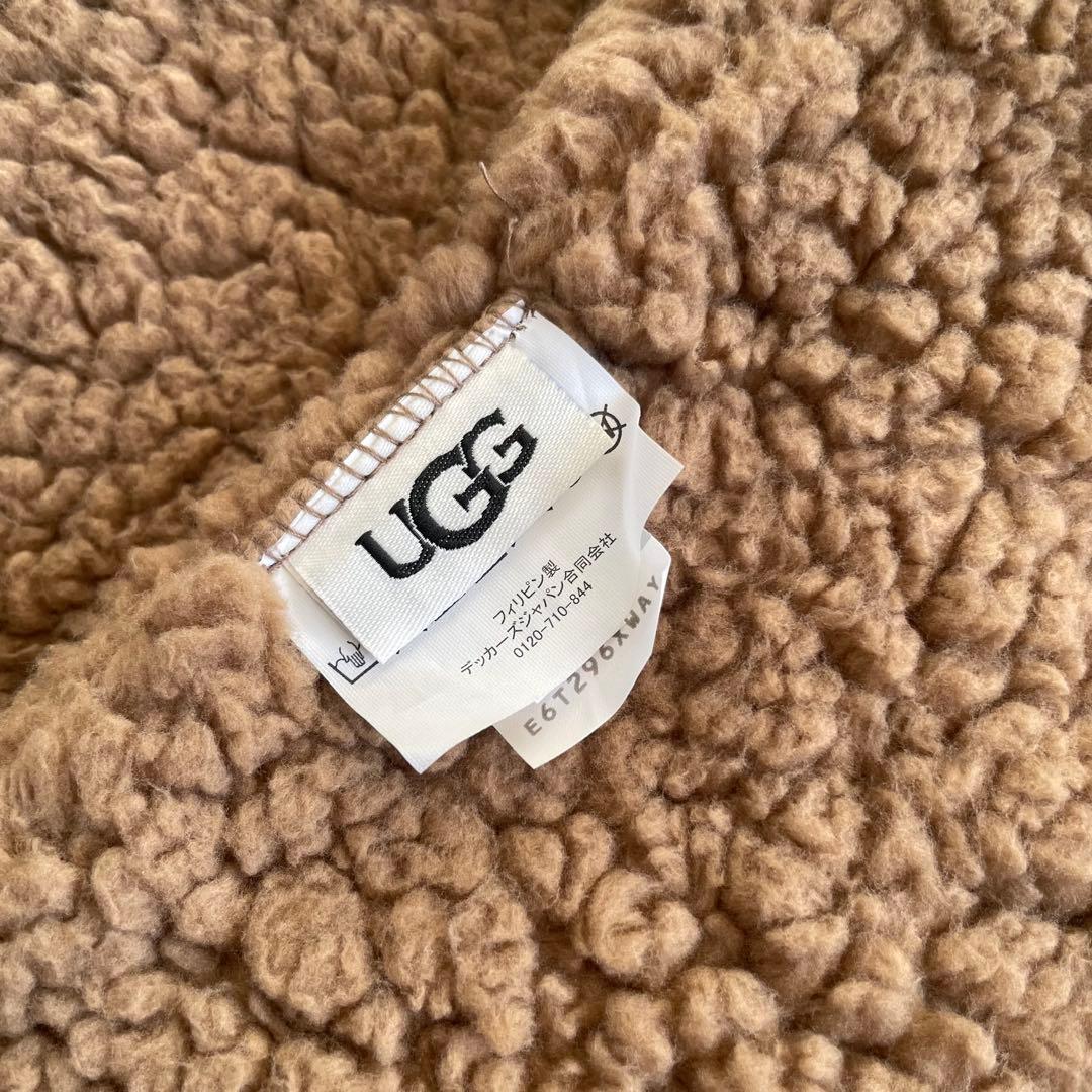 美品アグSHERPAOVERSIZEDSCARFシェルパオーバーサイズドスカーフ