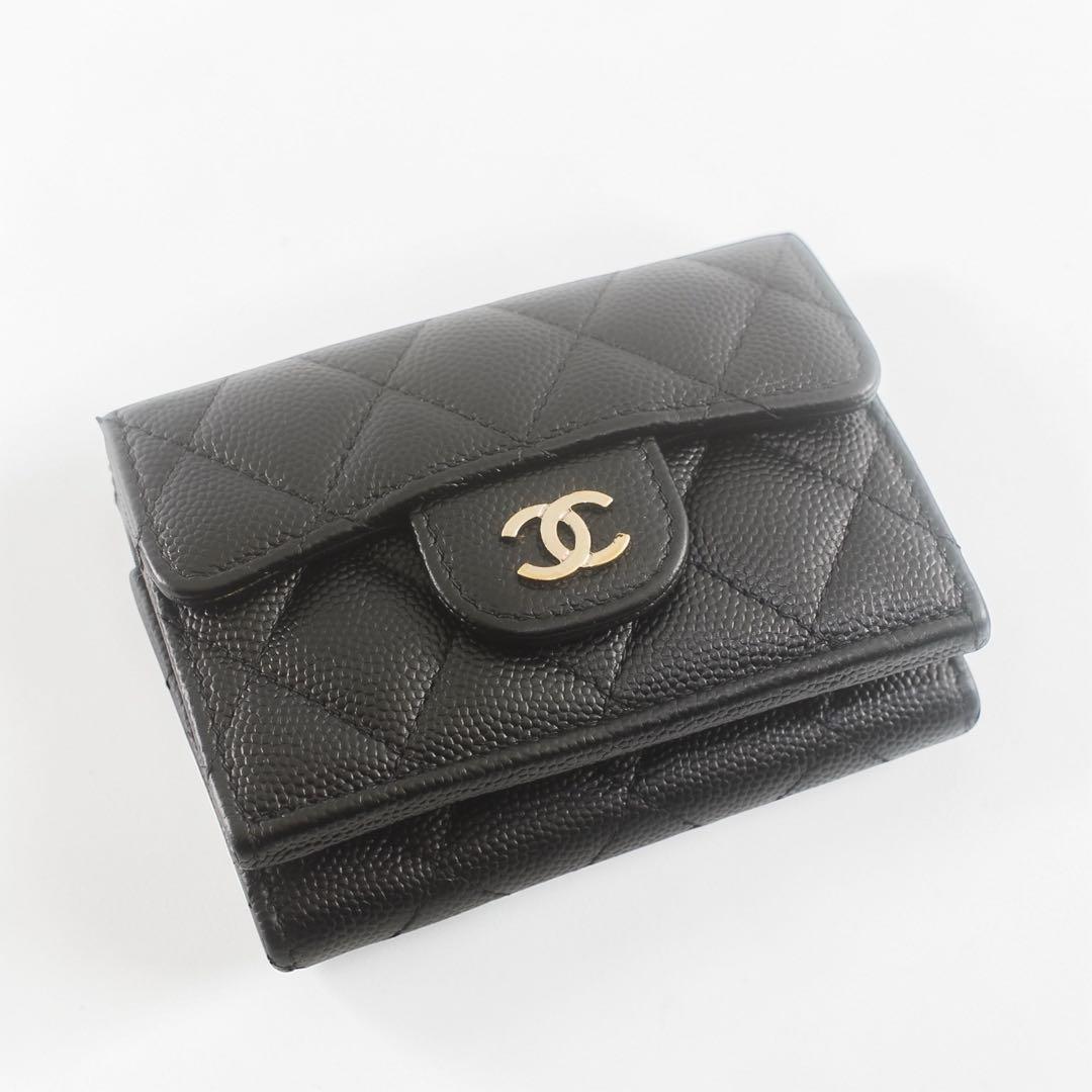 シャネル＊CHANEL＊キャビアスキン＊マトラッセ＊三つ折り財布＊ブラック＊ココ
