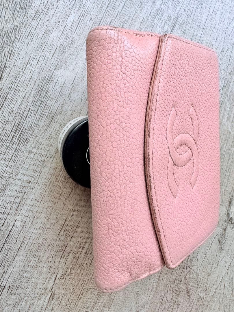 CHANEL 二つ折り財布 ピンク キャビアスキン