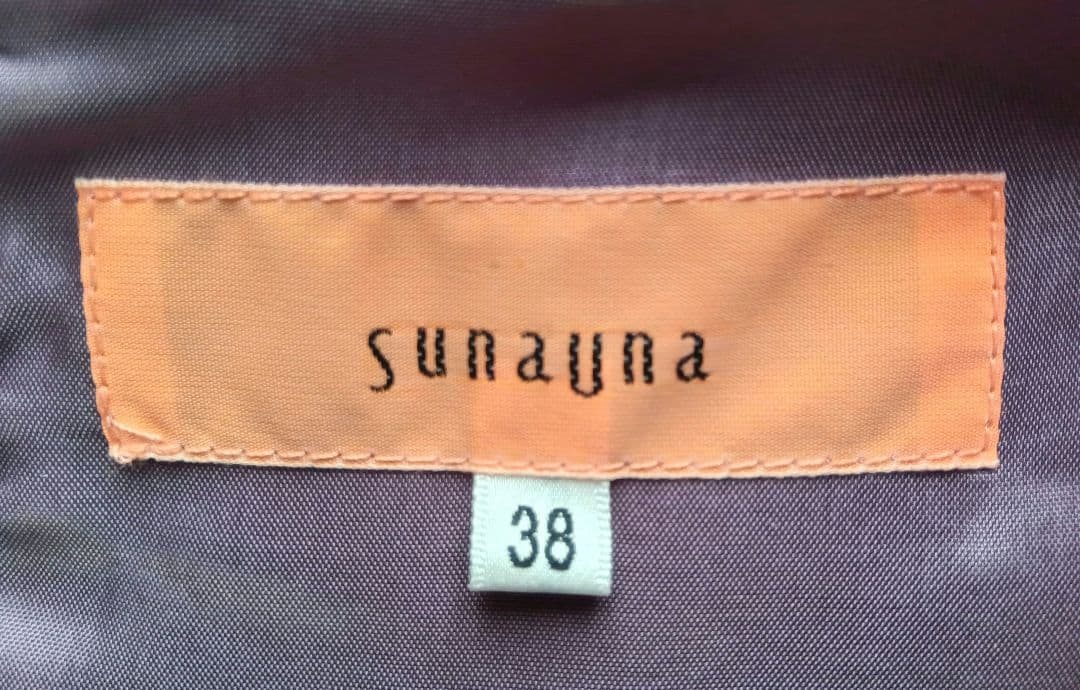 SunaUna 花柄刺繍入り黒のワンピース 半袖　サイズ38