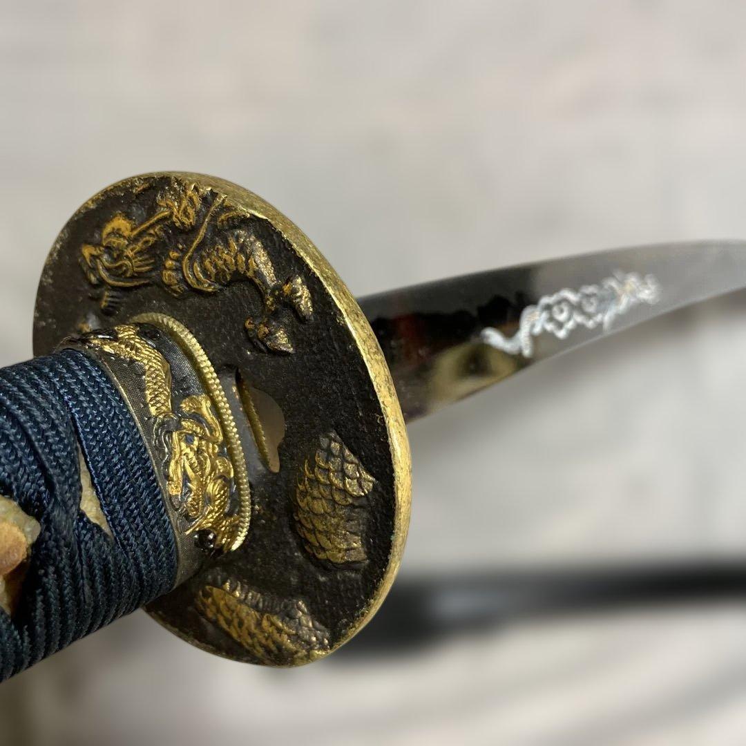 模造刀 濃紺柄 金縁金龍丸鍔 黒梨地鞘