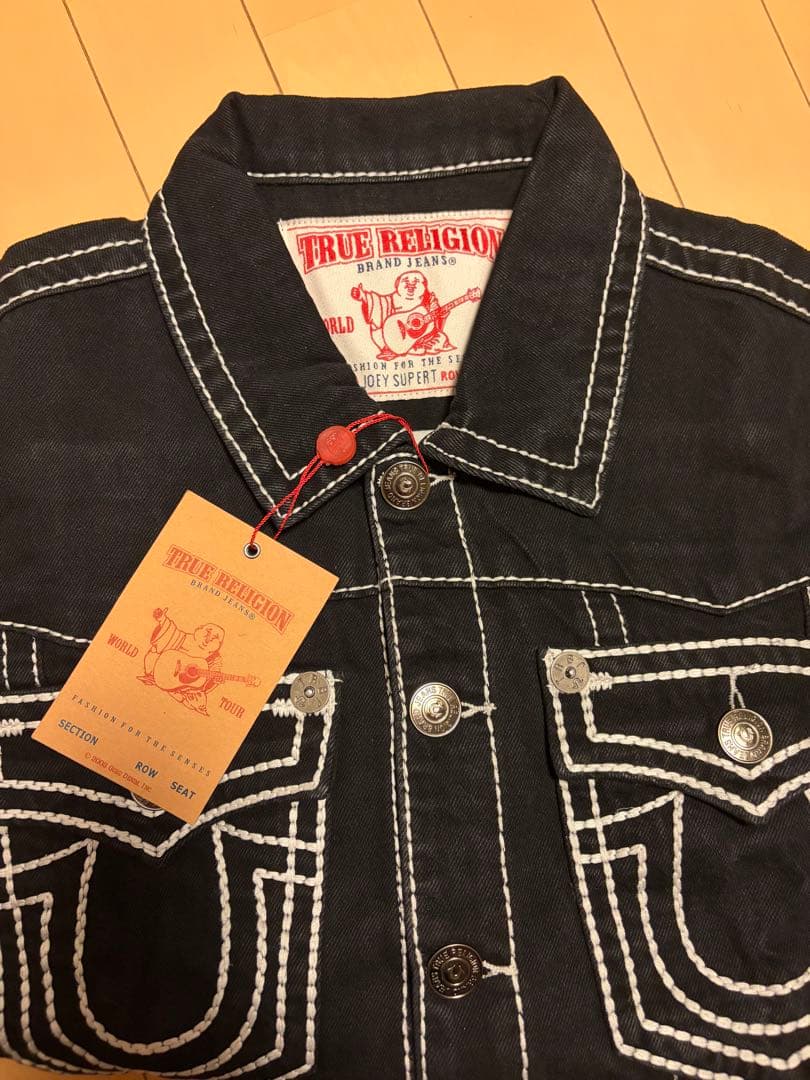 トゥルーレリジョンジャケット　TRUERELIGIONパンツ　即購入可能‼️