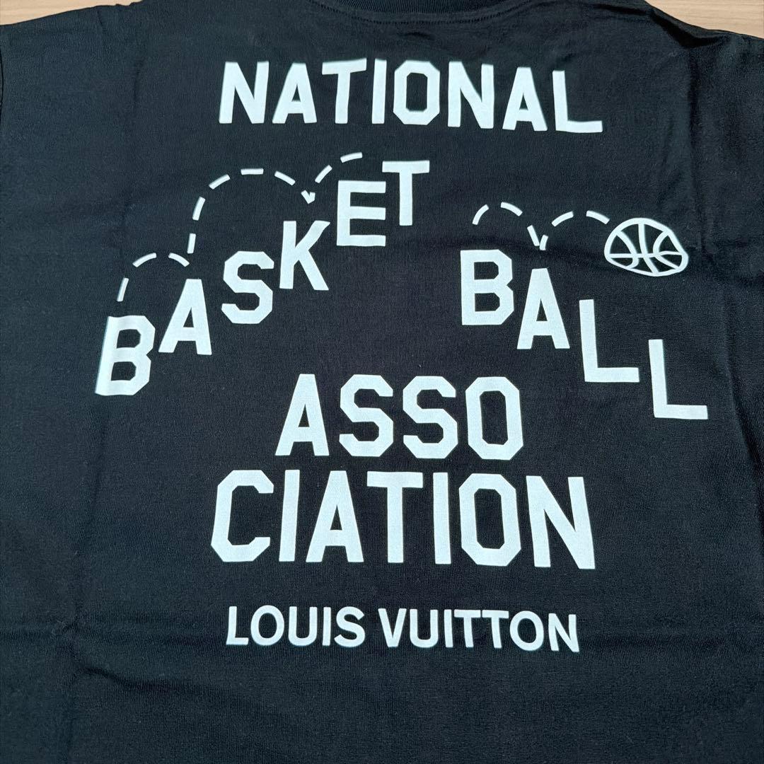 Louis Vuitton ブラック Tシャツ LVロゴ