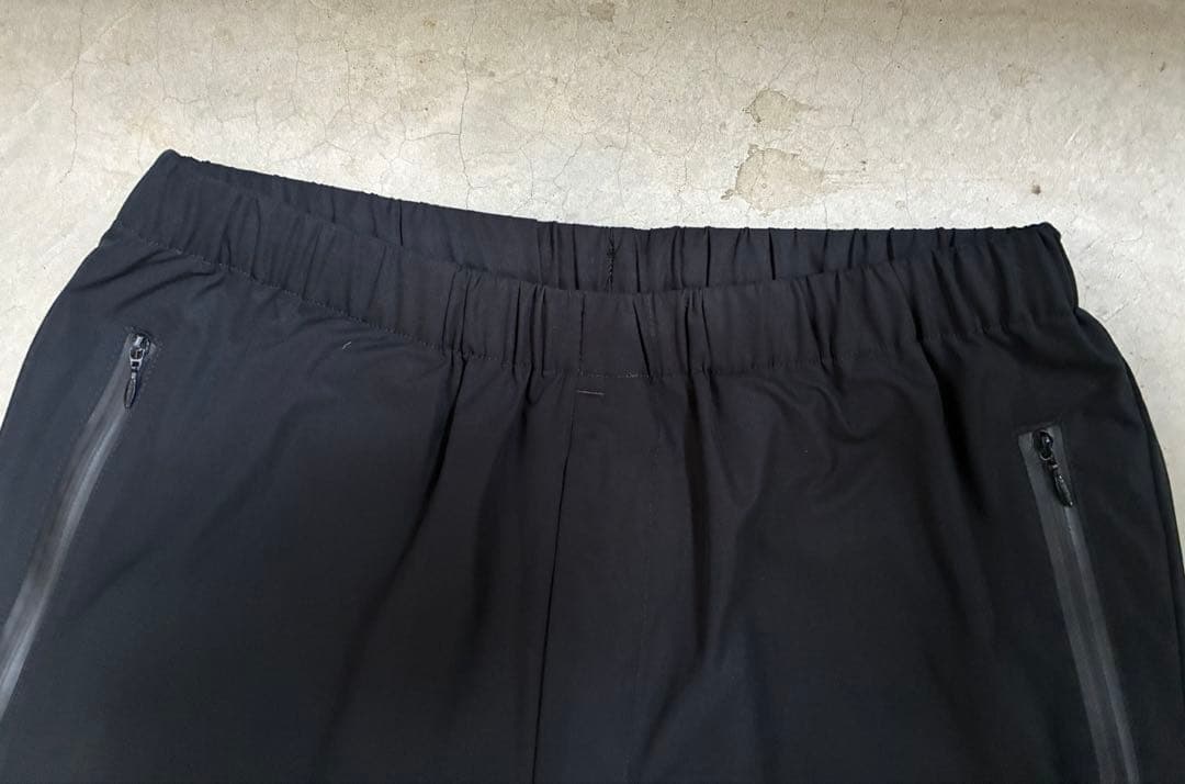デサントポーズ　パッカブルパンツ　ブラック黒　M