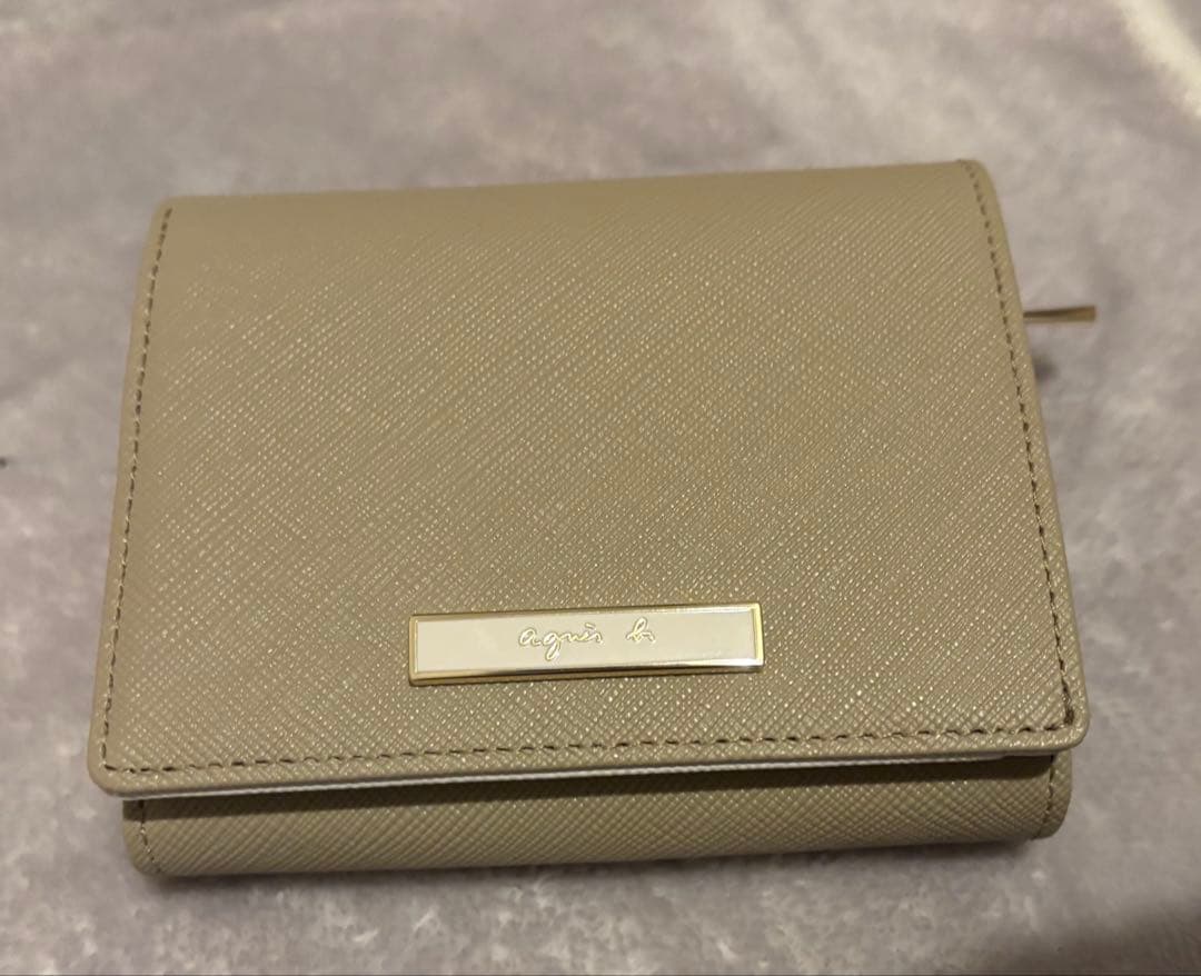 アニエスベー　ベージュ 二つ折り財布