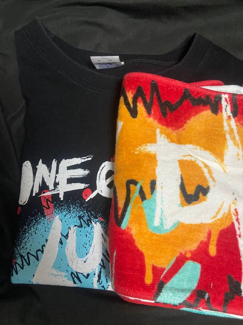 LUXURY DISEASE Tシャツ Mサイズとタオル