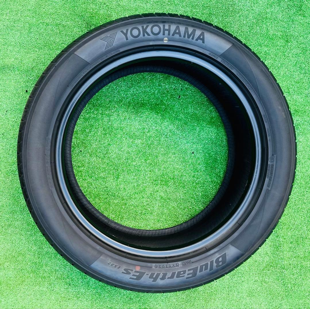 235/50 R18、YOKOHAMA BluEarth、9.5分山．2024年