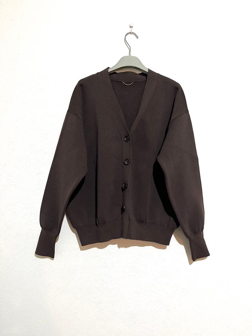 試着のみ　Knit Vneck Cardigan 2023SS アパルトモン