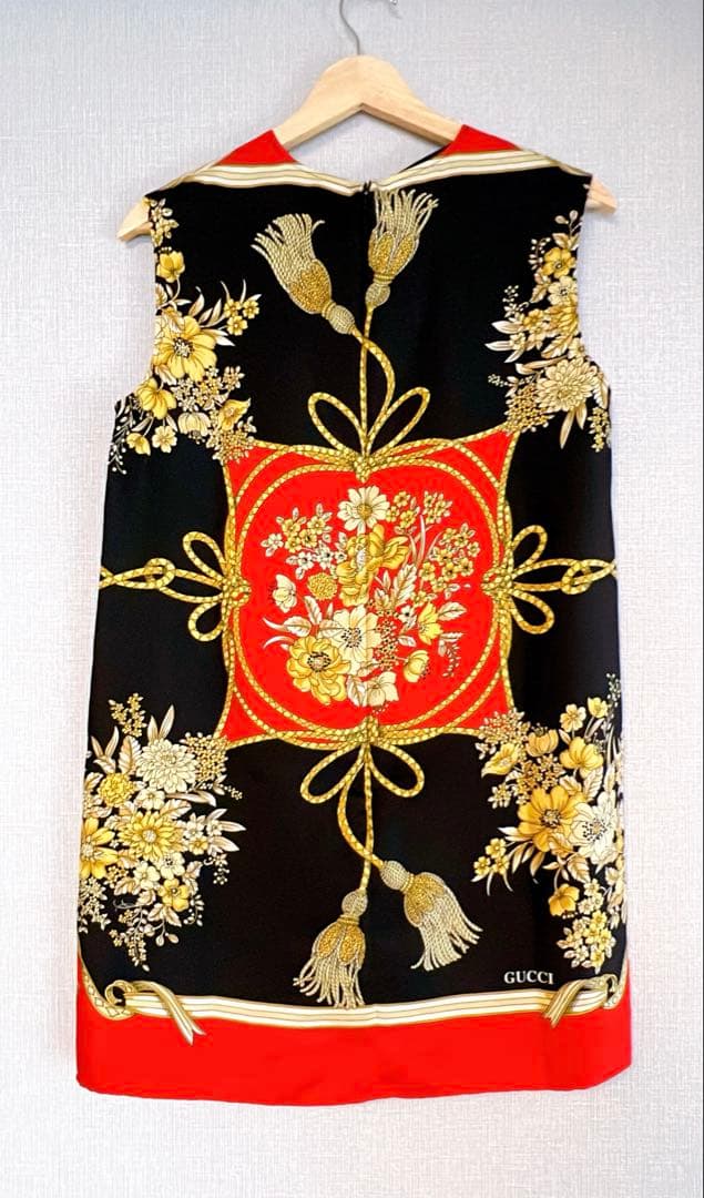 美品 GUCCI シルク ノースリーブワンピース