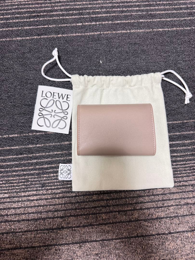 ロエベ LOEWE 三つ折財布 財布 ベージュ