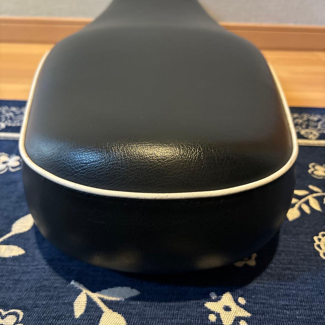 カワサキ　W650 純正張り替え　シート