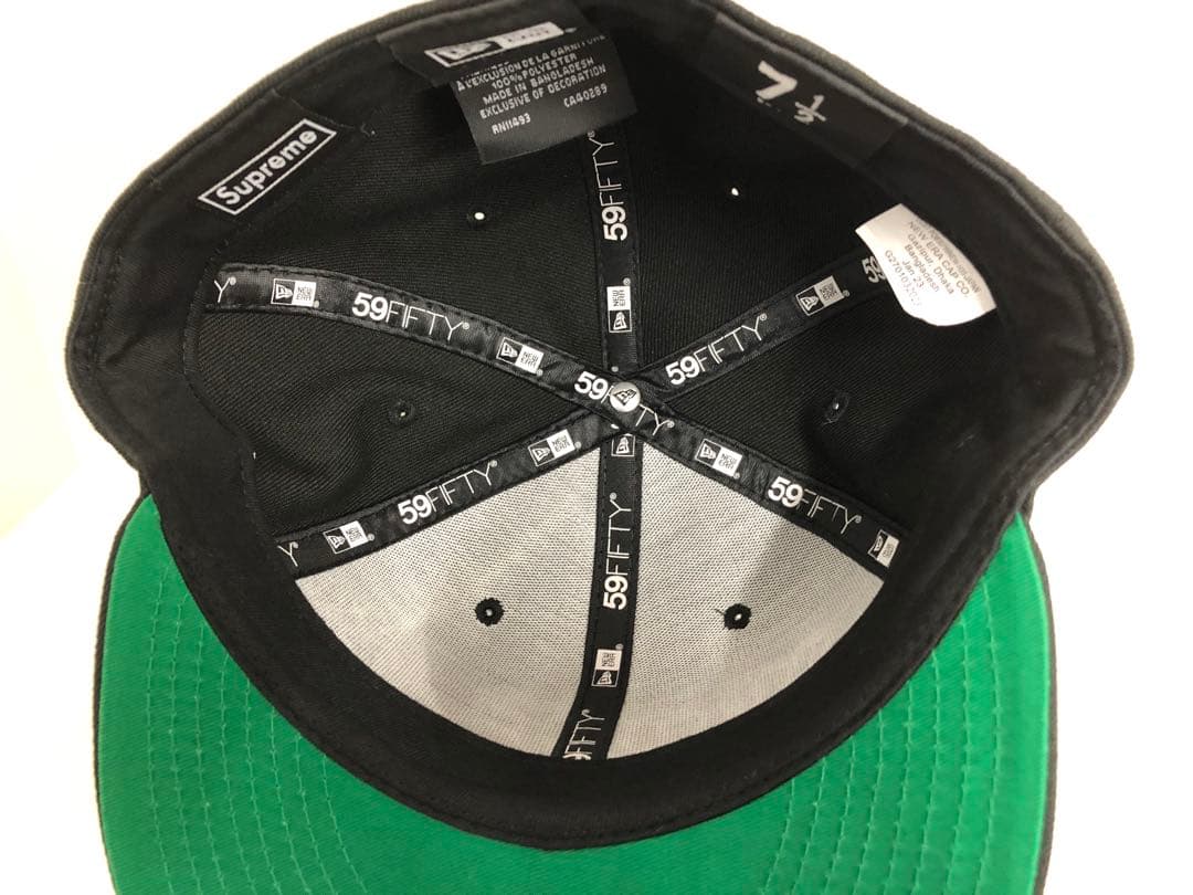 Supreme Script New Era® 7 1/2 ニューエラ 黒