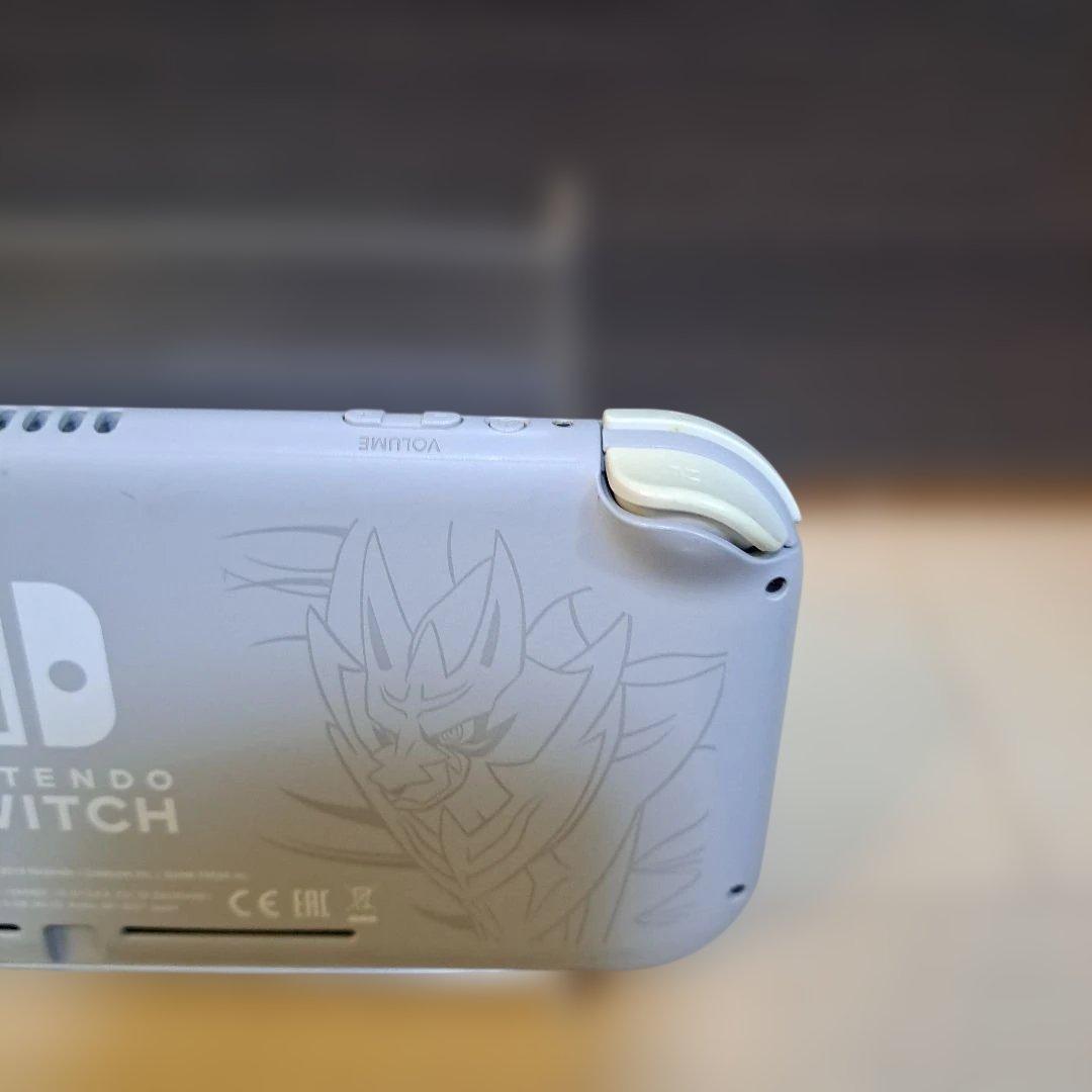 し*う様 NINTENDO SWITCH LITE ザ…本体、箱、充電器、おま