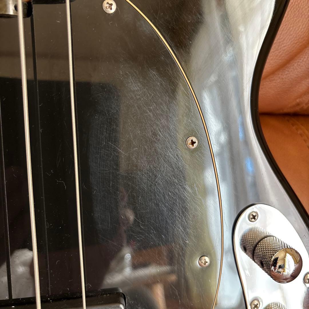 エレキベース ブラック　Sterling Ray34