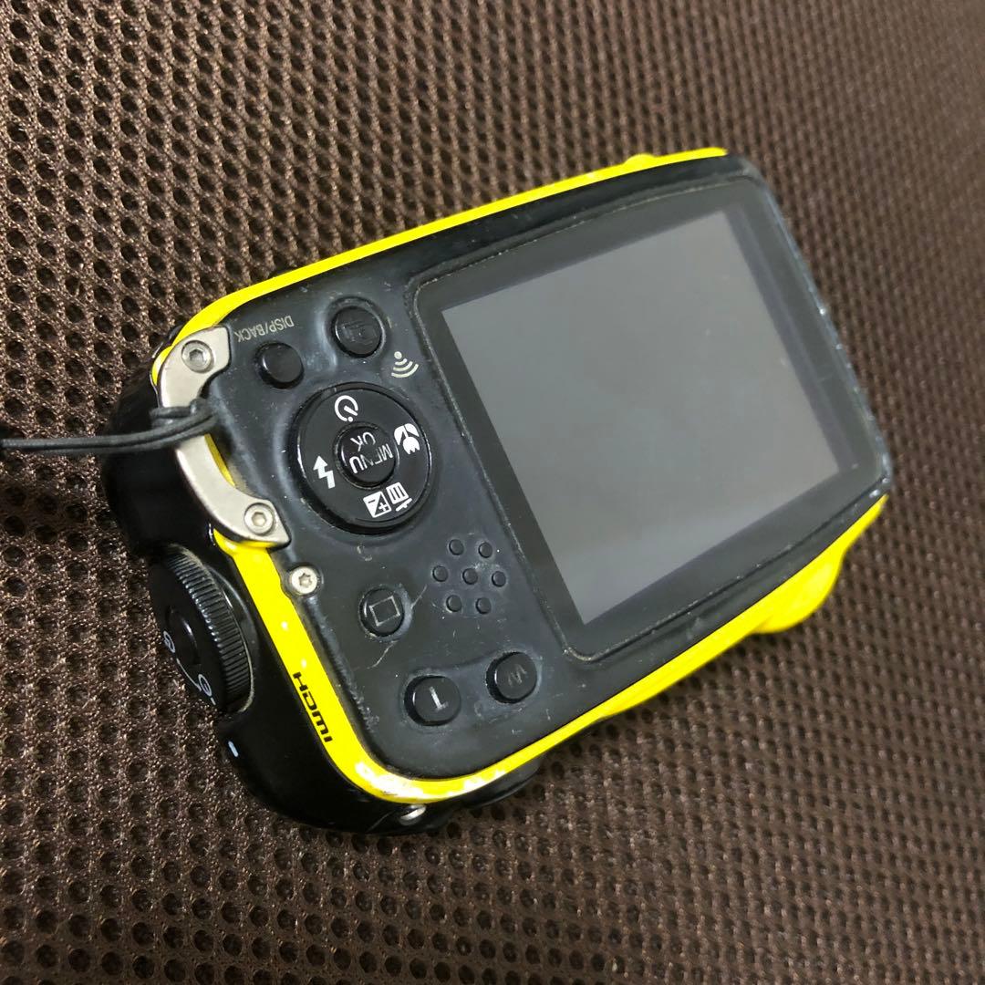 動作品　FUJIFILM コンパクトデジタルカメラ　Finepix XP70