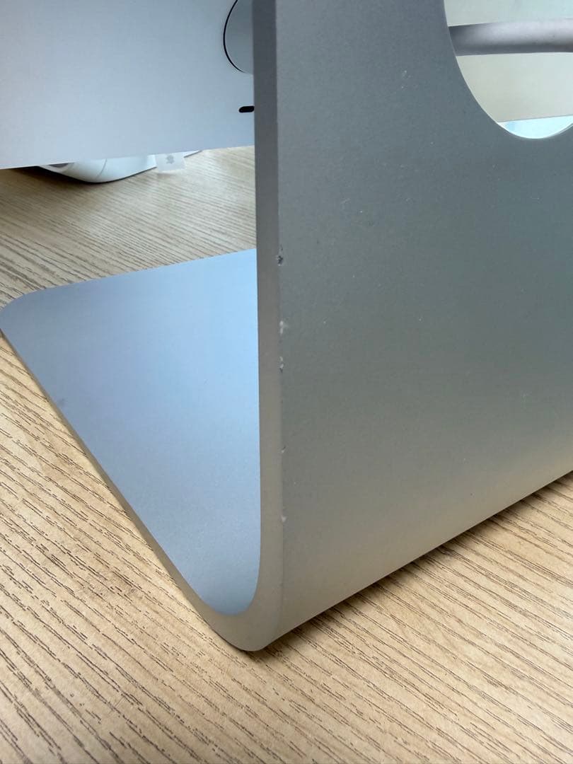 Apple iMac (Retina 5K, 27-inch,2017）