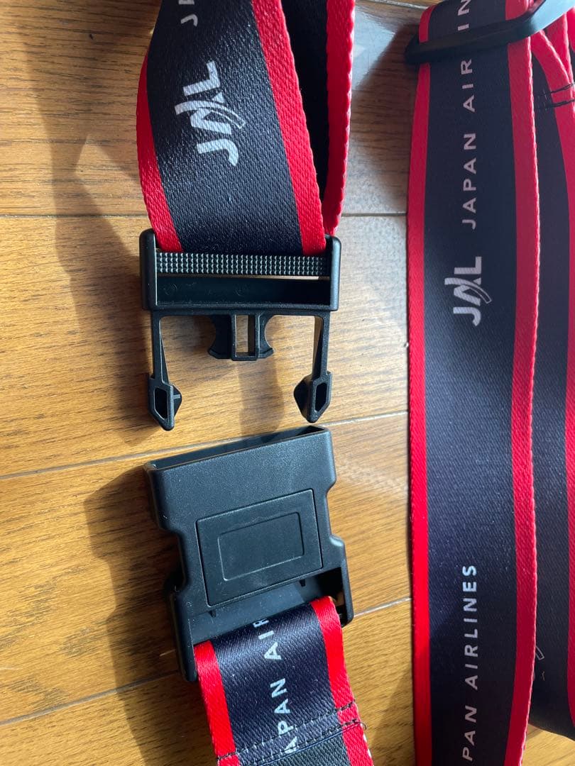 JAL ジャル スーツケース ベルト 未使用 ロック機能付 ブラック レッド