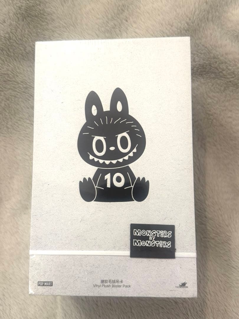 MONSTERS ラブブ 10th Vinyl Figure Pack