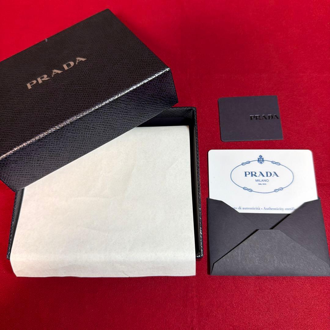 PRADA プラダ 財布 ブラック TESSUTO 二つ折り財布 ナイロン