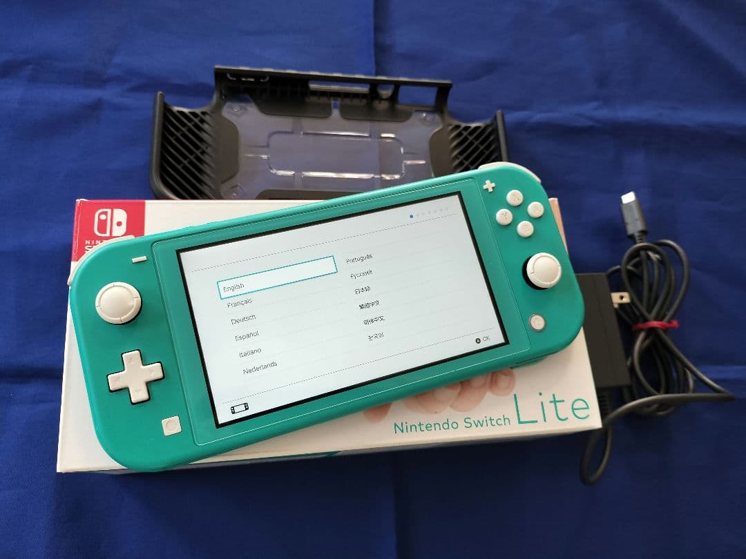 Nintendo Switch Lite ターコイズ 本体とタフプロテクター
