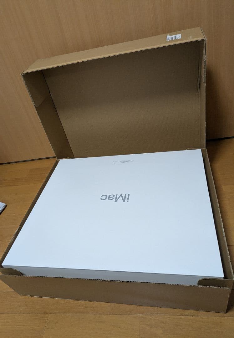Na iMac M1 24インチ 8コアCPU 8コアGPU 16GB