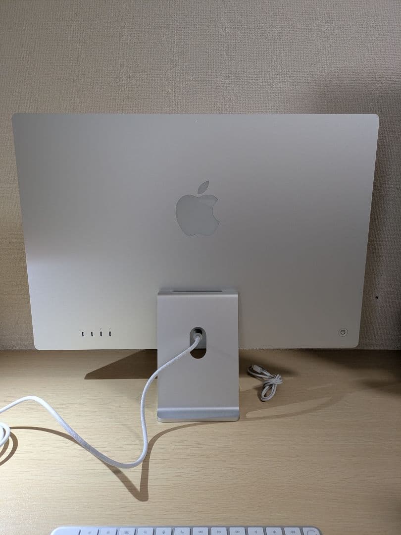 Na iMac M1 24インチ 8コアCPU 8コアGPU 16GB