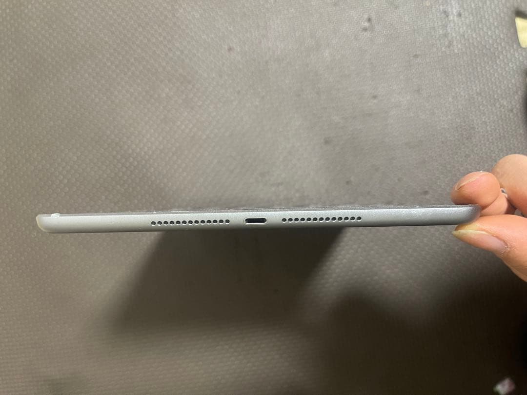 Apple iPad (第6世代) 32GB