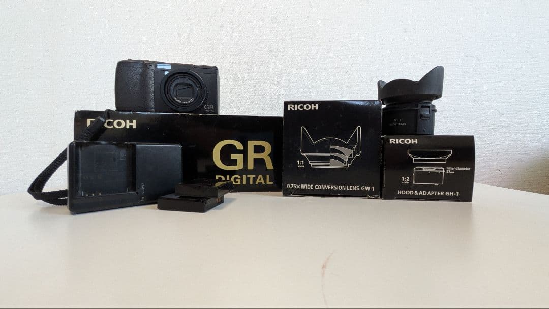 RICOH GR DIGITAL + 付属品セット