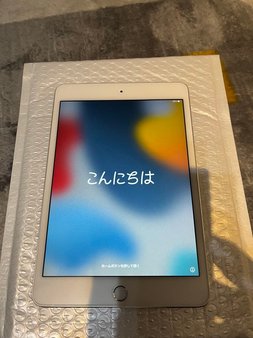 iPad mini 第4世代 Wi-Fi モデル シルバー 128gb