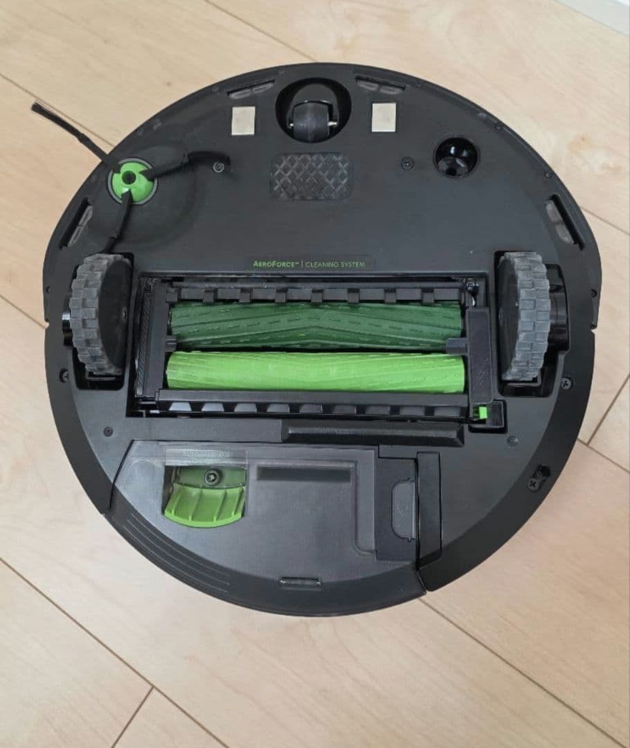 イ*ー様 【長期保証付・美品】Roomba i5+ 自動ゴミ収集機 iRobot