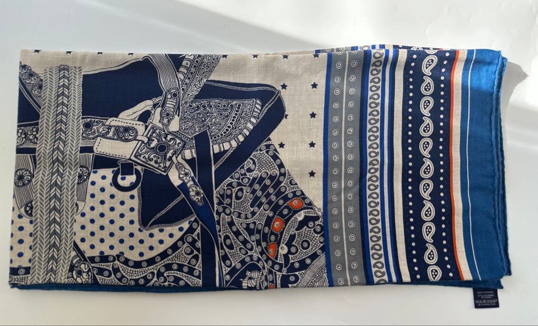 【HERMÈS】エルメスカシシル 140《高官の鞍 バンダナ》カシミヤシルク