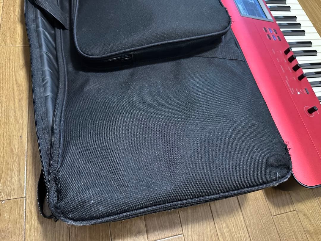 なみえ様お取引中　廃盤品 限定色 KORG KROME 61鍵 赤
