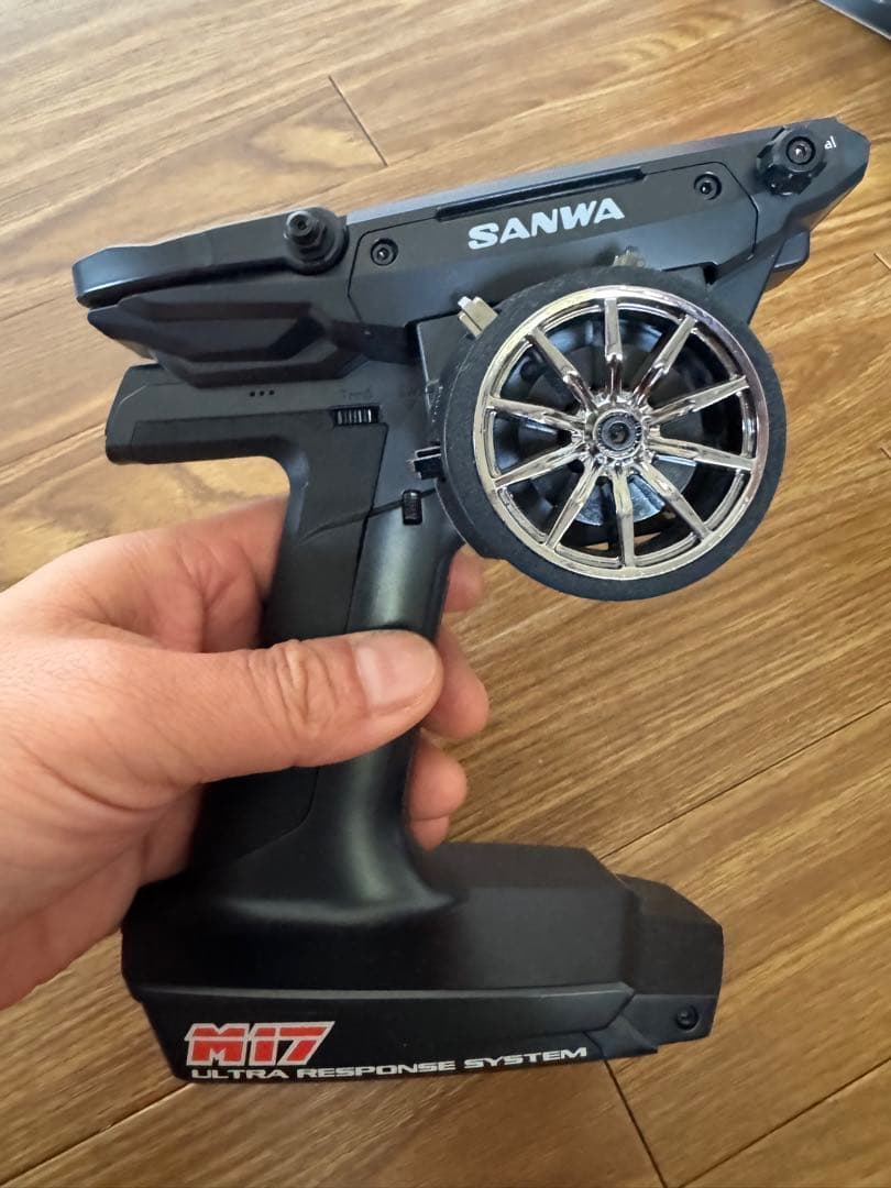 サンワ　M17 Wレシーバー　サーボ他