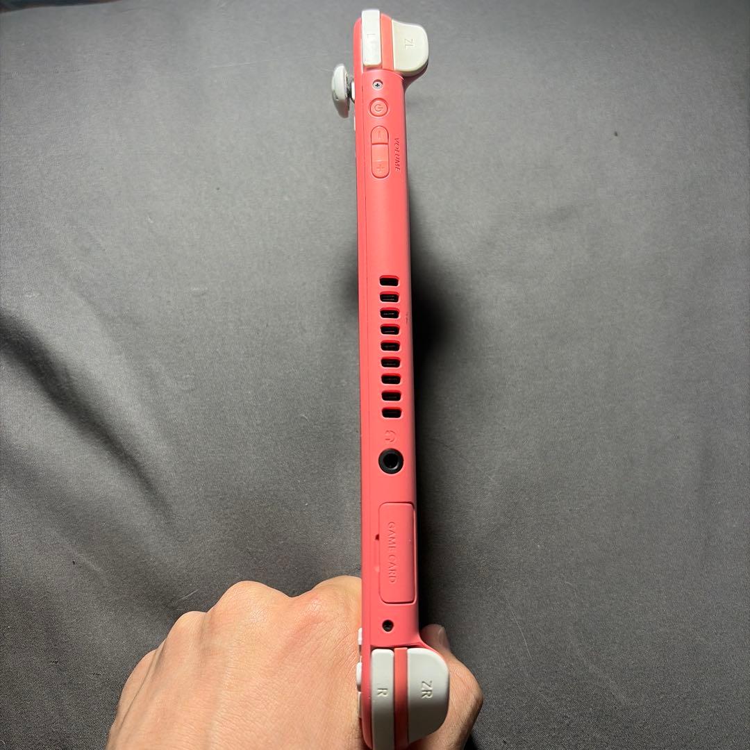 ニンテンドーSwitchライト　本体のみ初期化済み